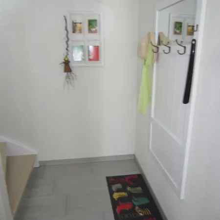 Ferienwohnung Bienwald Mit Pool Fuer 4 - 6 Personen Mit 3 Schlafzimmern Grobitz Buitenkant foto