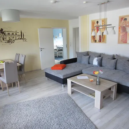 Ferienwohnung Bienwald Mit Pool Fuer 4 - 6 Personen Mit 3 Schlafzimmern Grobitz Buitenkant foto
