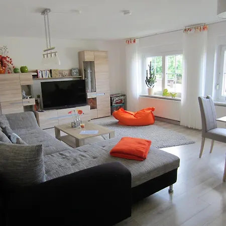Ferienwohnung Bienwald Mit Pool Fuer 4 - 6 Personen Mit 3 Schlafzimmern Grobitz Buitenkant foto