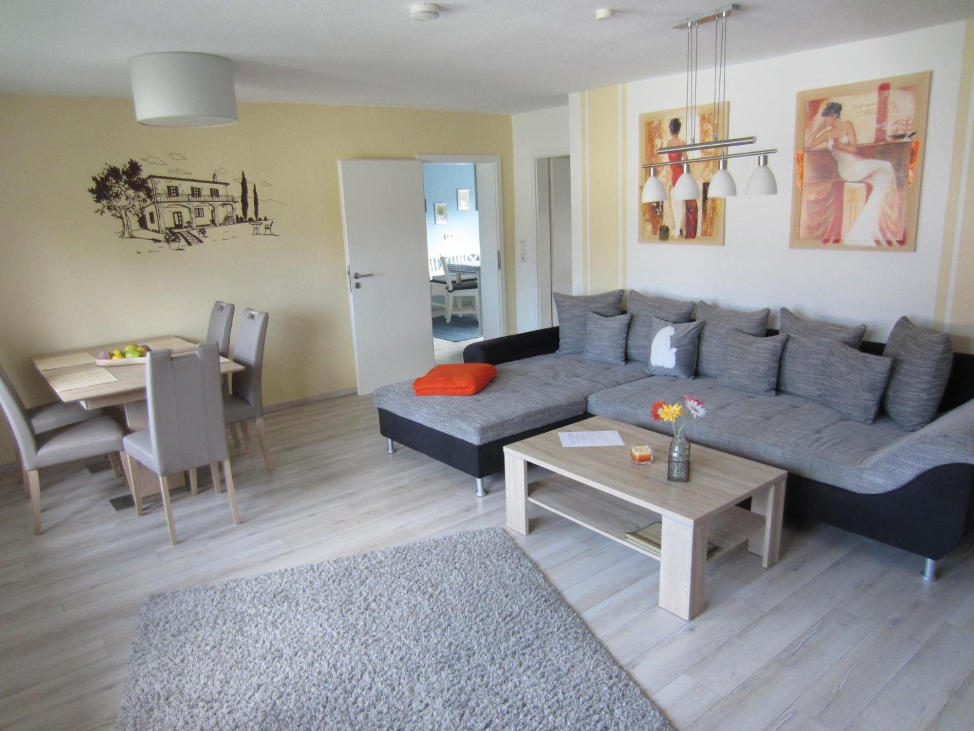 Apartment Ferienwohnung Bienwald Mit Pool Fuer 4 - 6 Personen Mit 3 Schlafzimmern *