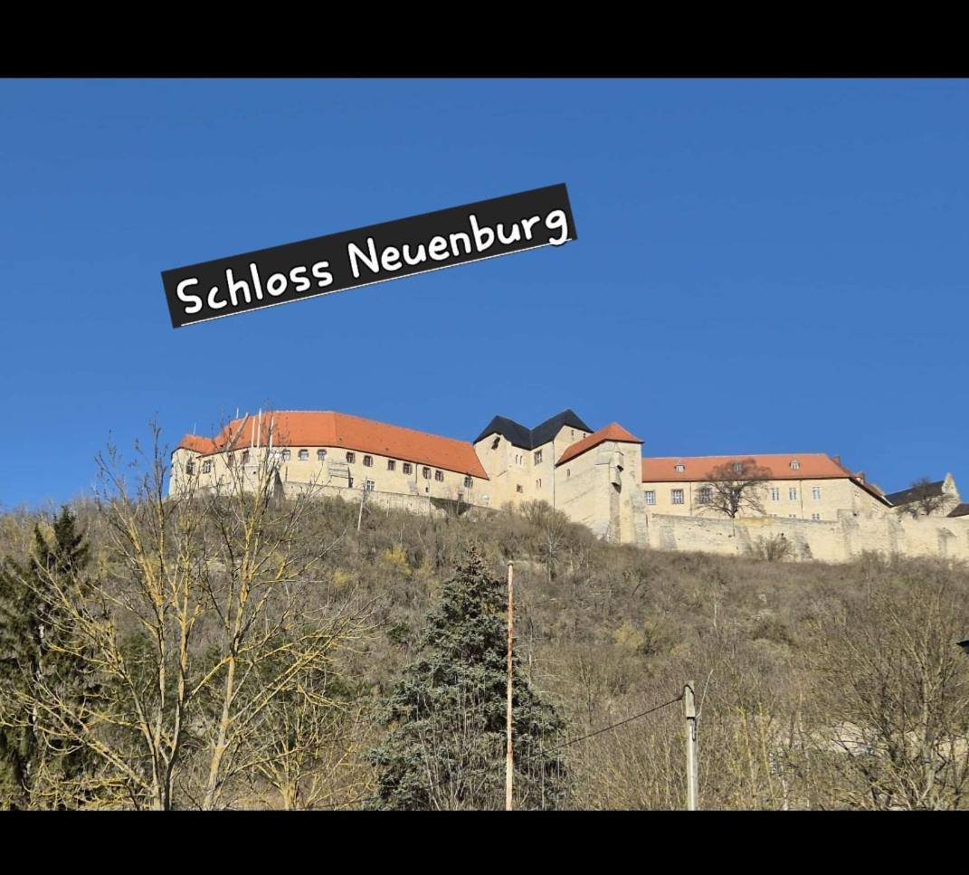 Ferienwohnung Bienwald Mit Pool Fuer 4 - 6 Personen Mit 3 Schlafzimmern Apartment *